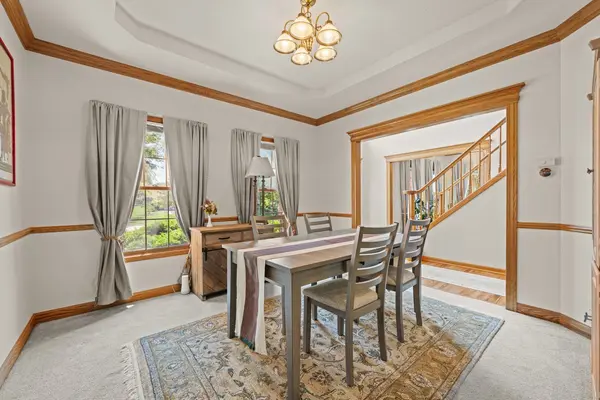 833 Pottawatomie TRL, Batavia, IL 60510