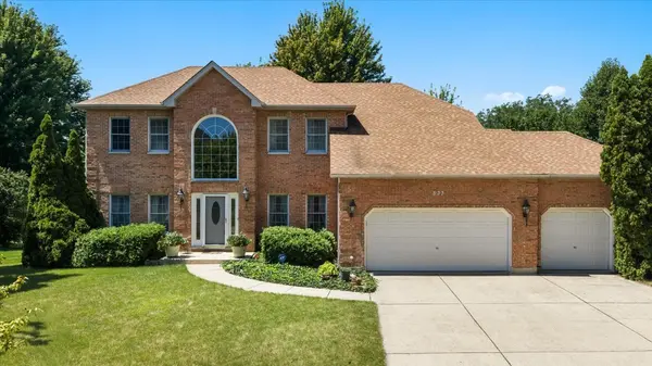 833 Pottawatomie TRL, Batavia, IL 60510