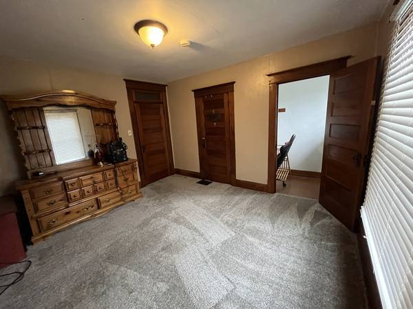 561 N Church ST, Decatur, IL 62522