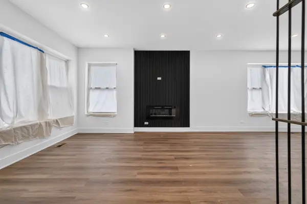8717 S Bishop ST, Chicago, IL 60620