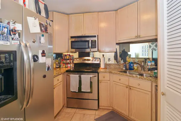 195 N HARBOR DR #4504, Chicago, IL 60601