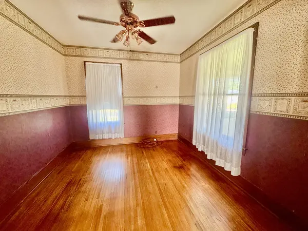 608 W Main ST, Aledo, IL 61231