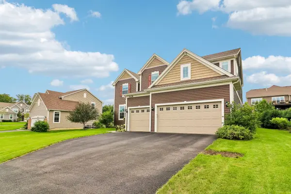 1139 River Birch BLVD, Crystal Lake, IL 60012