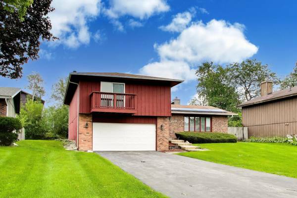 1008 Sierra CT, University Park, IL 60484