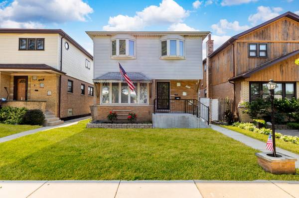 5728 S Parkside AVE, Chicago, IL 60638