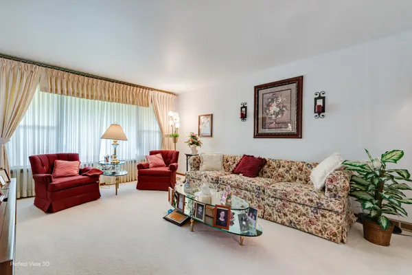9020 Nashville AVE, Oak Lawn, IL 60453