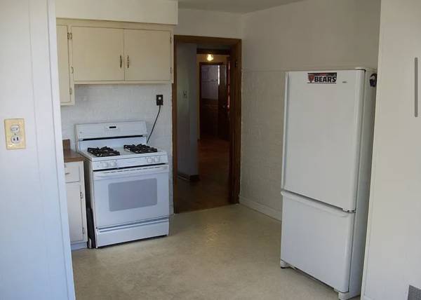 2433 S Keystone AVE, North Riverside, IL 60546