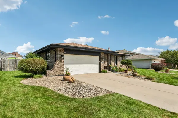 8818 172nd ST, Tinley Park, IL 60487