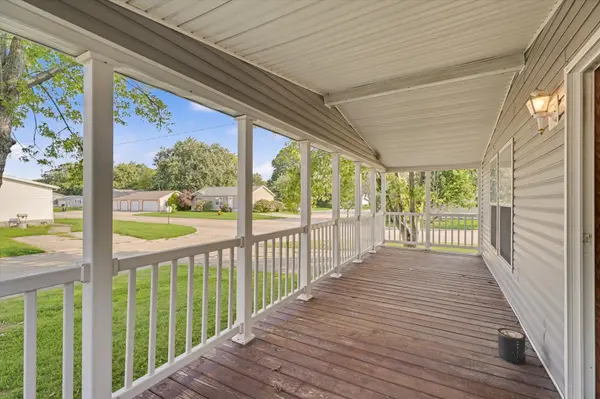 1226 Mason CIR, Urbana, IL 61802