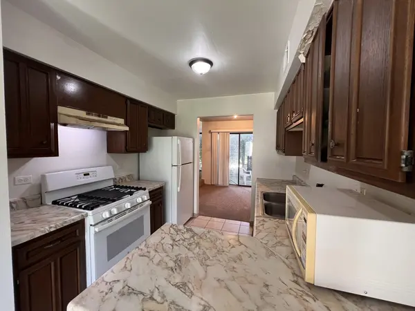 951 Wilshire CT #14-4, Vernon Hills, IL 60061