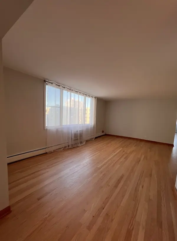 6325 N Sheridan RD #606, Chicago, IL 60660