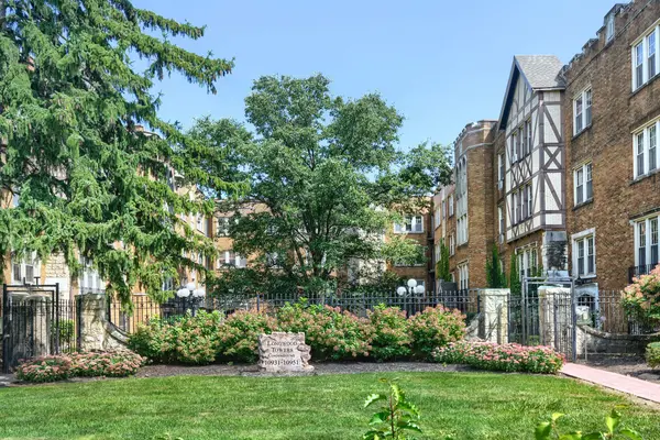 10943 S Longwood DR #2, Chicago, IL 60643