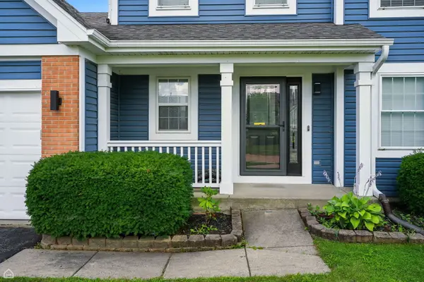 10167 Bennington DR, Huntley, IL 60142