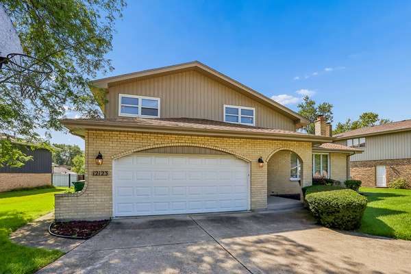 12123 Lake View DR, Orland Park, IL 60467