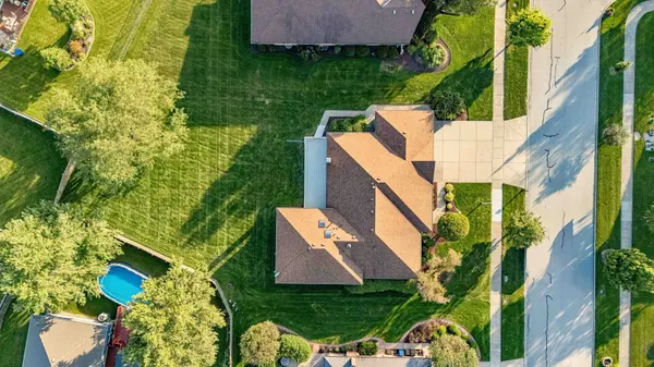 10241 Royal CT, Mokena, IL 60448