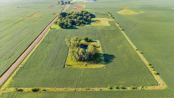 8345 South Kinsman RD, Kinsman, IL 60437