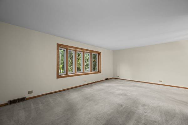 1706 E Euclid AVE, Arlington Heights, IL 60004