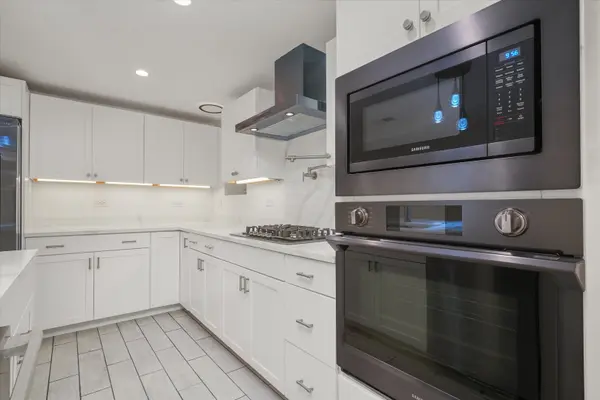 2203 W Giddings ST #G, Chicago, IL 60625