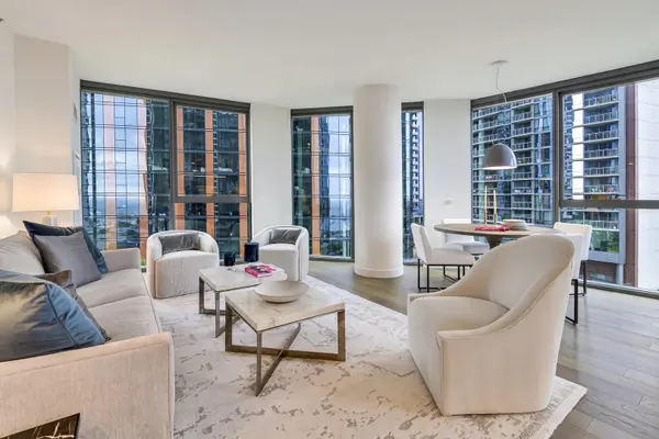 211 N Harbor DR #2509, Chicago, IL 60601