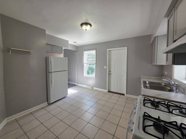 205 S Park AVE, Waukegan, IL 60085