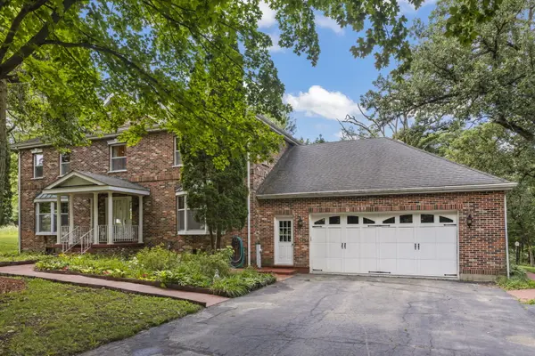 43W001 Empire RD, St. Charles, IL 60175
