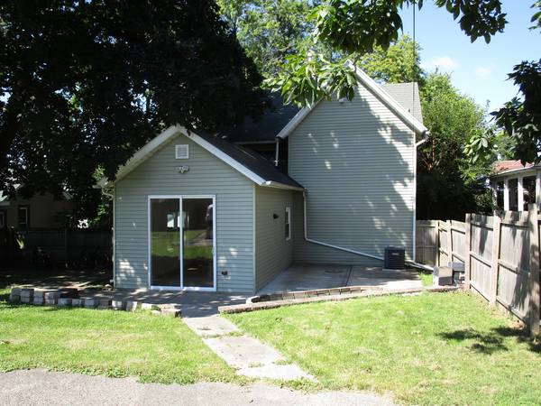 403 Garfield ST, Harvard, IL 60033