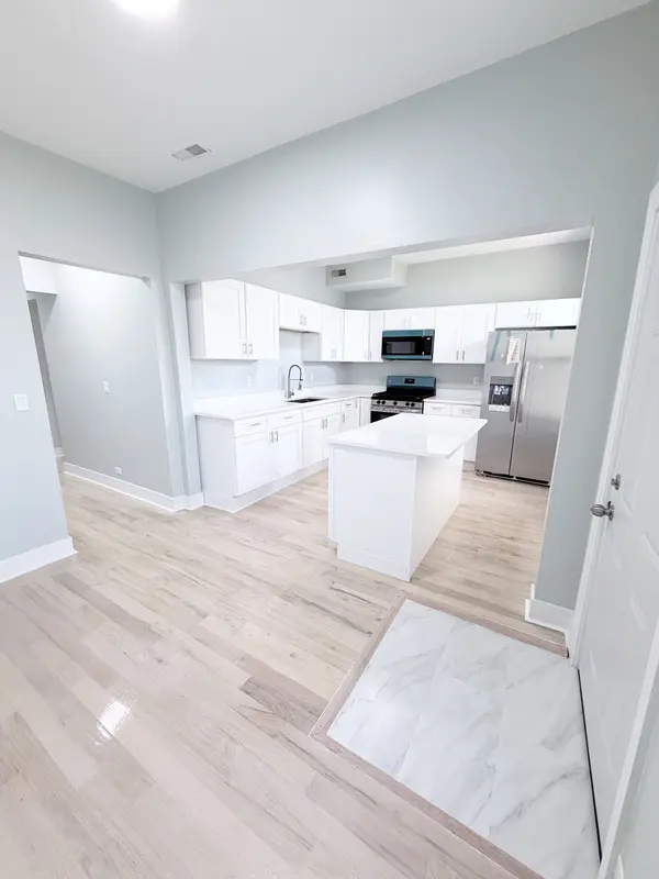 4155 W Arthington ST, Chicago, IL 60624