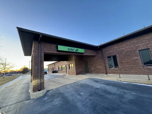 200 Ace RD #3, Princeton, IL 61356