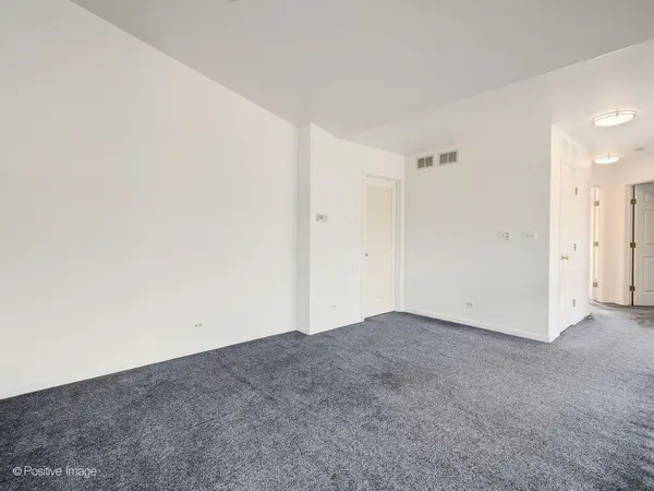 883 Ann Arbor LN, Vernon Hills, IL 60061