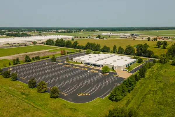5001 Meadowland Pkwy, Marion, IL 62959