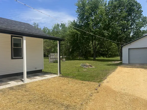 6408 Wayne ST, Union, IL 60180