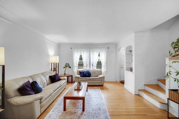 6258 W Peterson AVE, Chicago, IL 60646