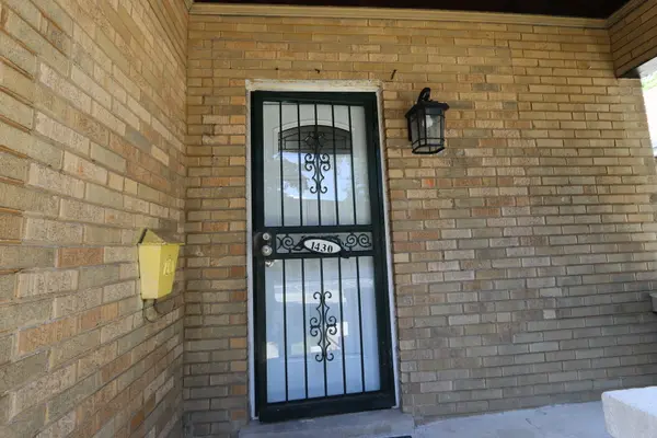 1430 S 10th AVE, Maywood, IL 60153