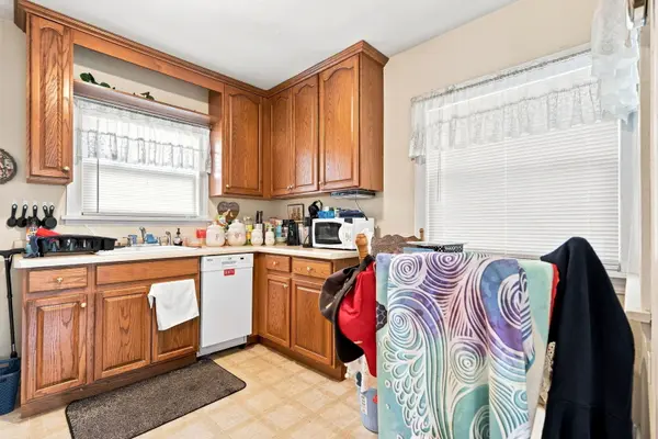 331 W 29th ST, Davenport, IA 52803