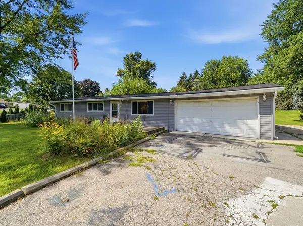 3715 Claremont RD, Johnsburg, IL 60051