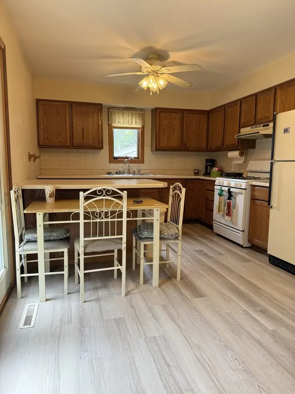 8910 Memory TRL, Wonder Lake, IL 60097
