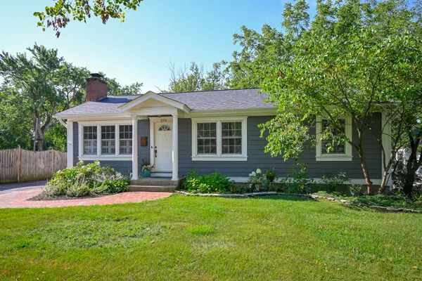 295 Cottage AVE, Glen Ellyn, IL 60137