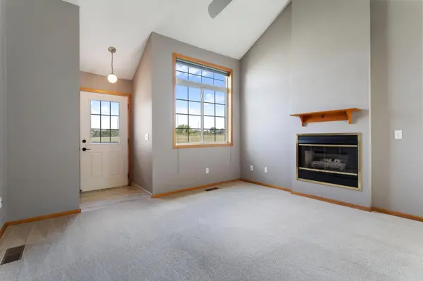 13440 60th PL N #121, Plymouth, MN 55446