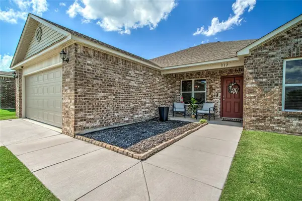 317 SE 1st ST, Newcastle, OK 73065