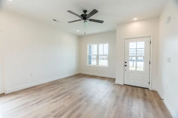 110 Joiner Ave, Elkton, KY 42220