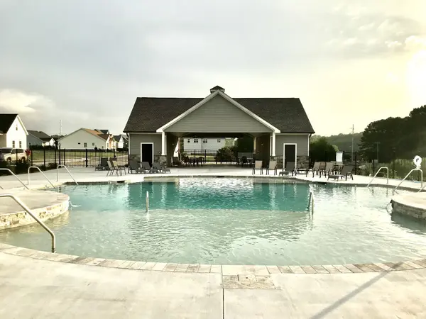 443 Canoe Ct, Winchester, TN 37398