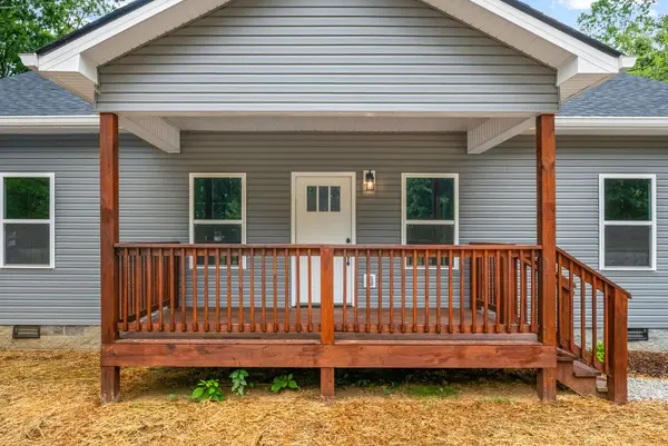 690 Brazzle Rd, Waverly, TN 37185