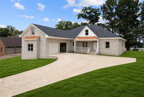 980 Skyline Drive, Clifton, TN 38425
