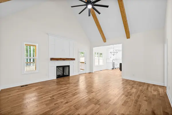 3501 Shadowbend Ln, Clarksville, TN 37043
