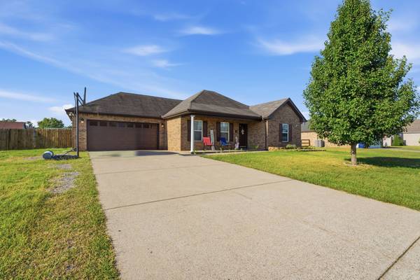 2720 Ridgewood Dr, Christiana, TN 37037