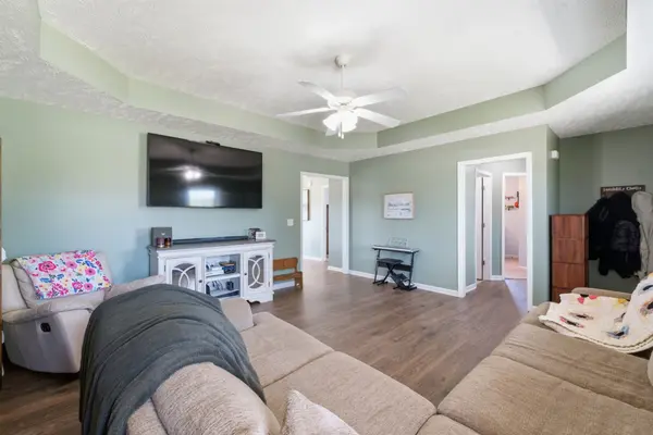 2720 Ridgewood Dr, Christiana, TN 37037
