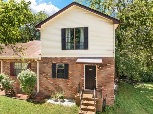 221 Macfie Dr, Madison, TN 37115