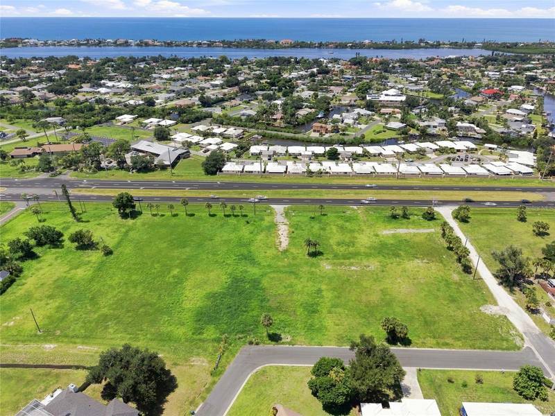 2301 S TAMIAMI TRL, Osprey, FL 34229