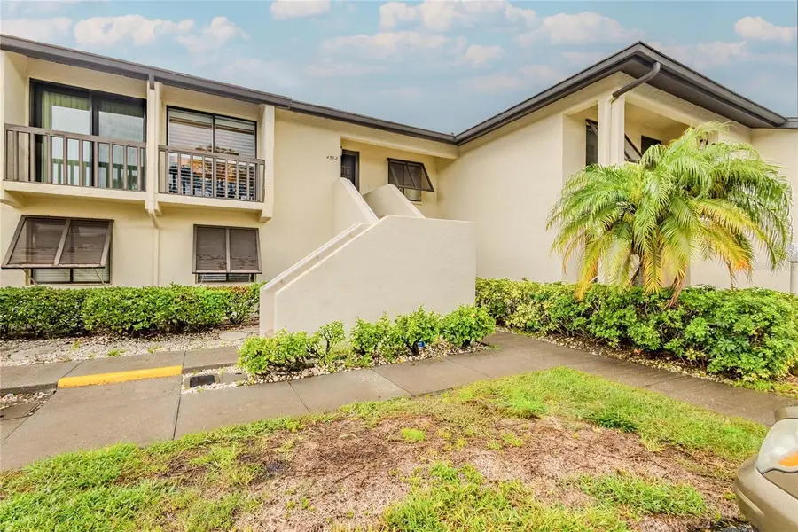 4582 LONGWATER CHASE E #62, Sarasota, FL 34235