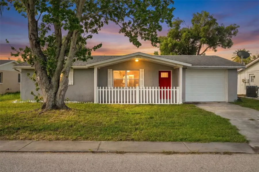 3522 ALLANDALE DR, Holiday, FL 34691